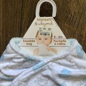 Baby swaddle